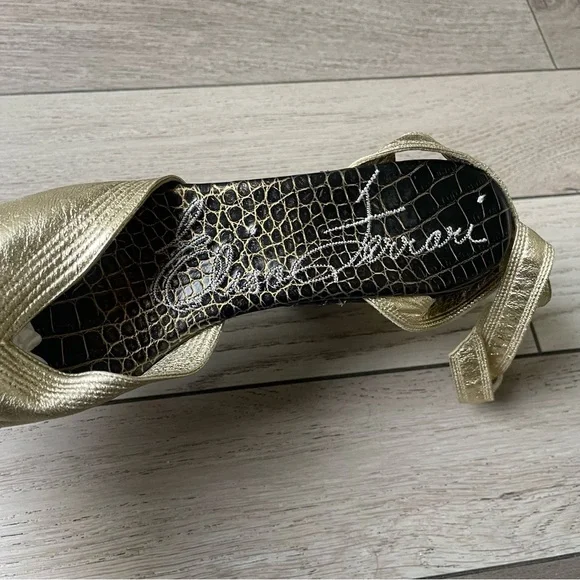 Chic Gold and Black Platform Sandals